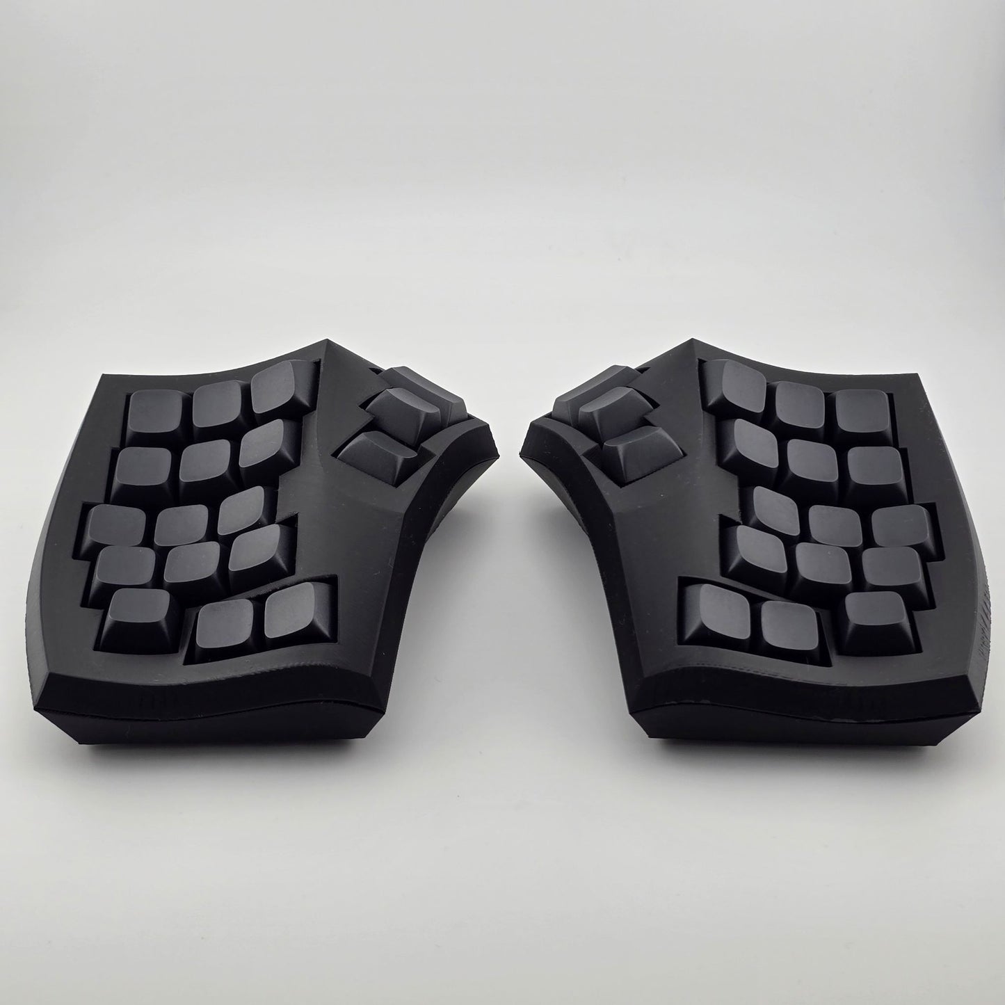 Cygnus v1: MX - Split Ergonomic Dactyl Keyboard with Keycaps and Key Switches