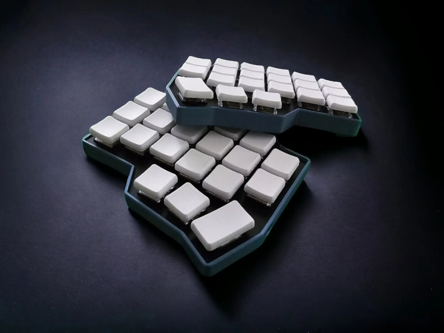 Corne Mini v4 (3x5): Split Ergonomic Keyboard with Tenting Kit Corne Mini v4 (3x5): Split Ergonomic Keyboard with Tenting Kit